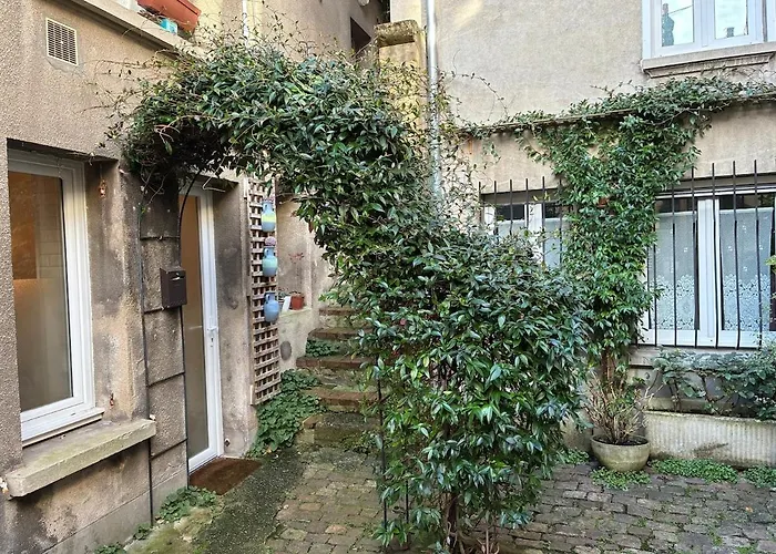 Appartement Paisible Dans Jolie Cour Interieure *